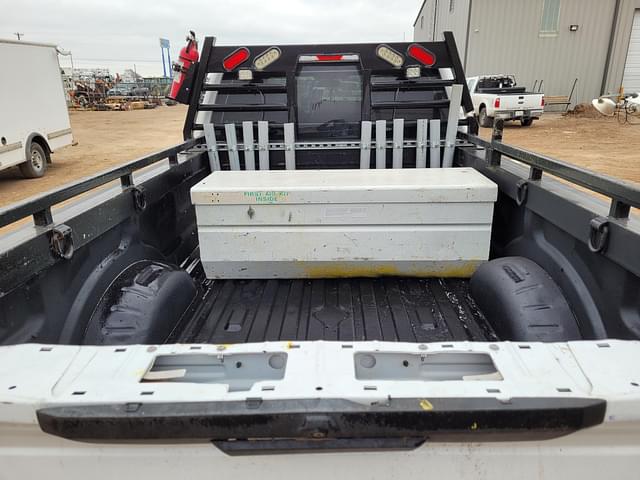 Image of Ford F-250 equipment image 3