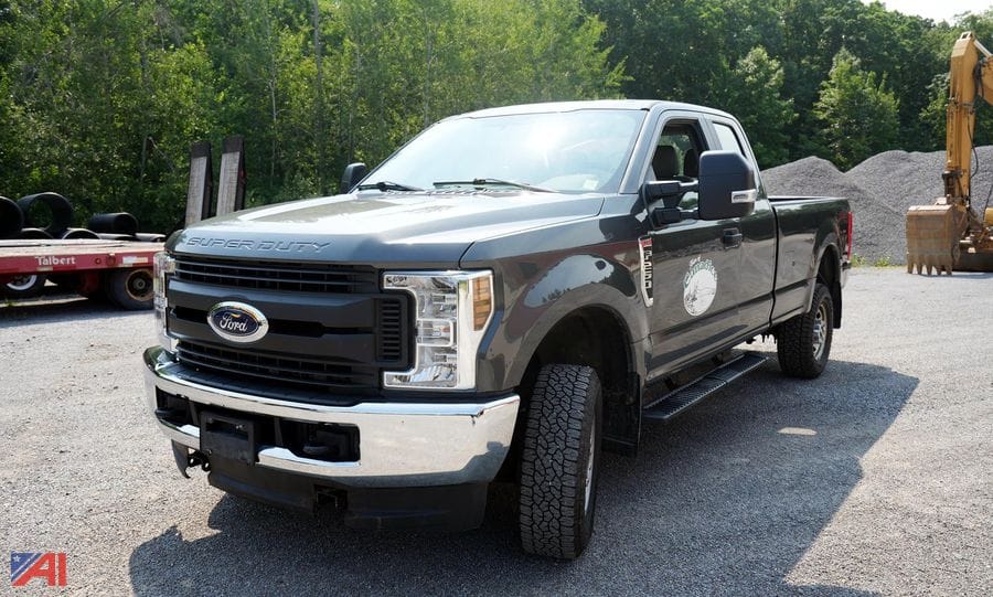 2019 Ford F-250 Equipment Image0