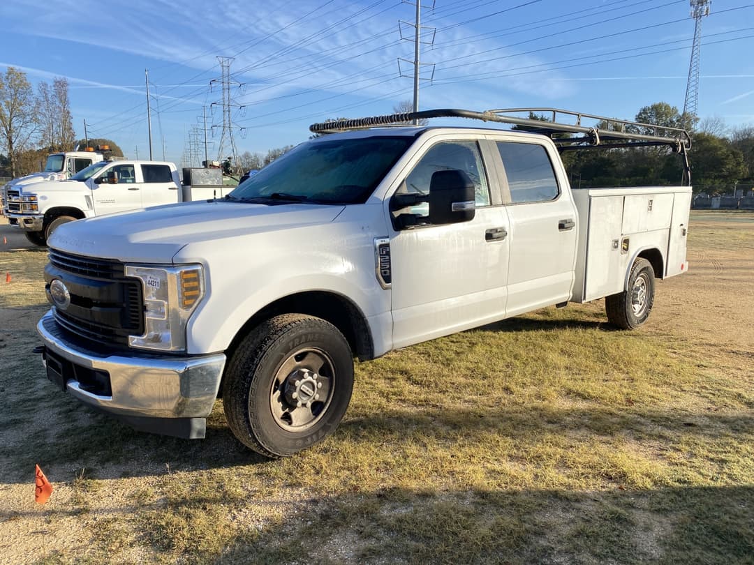 Image of Ford F-250 Primary image