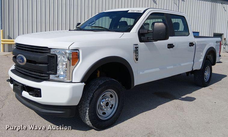 Image of Ford F-250 Primary image