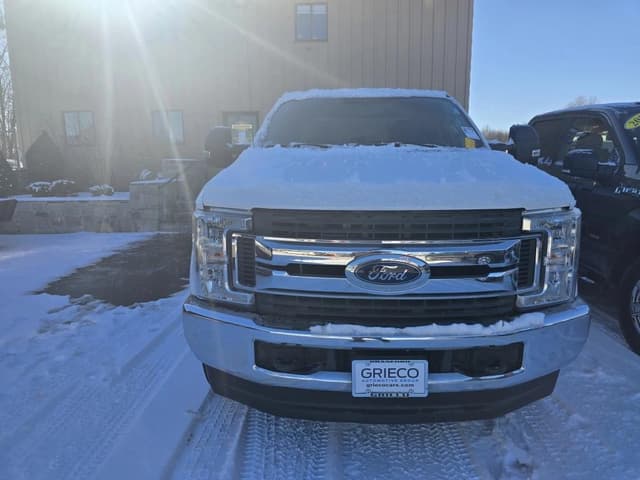 Image of Ford F-250 equipment image 1