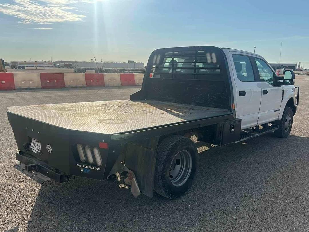 Image of Ford F-350 Image 0
