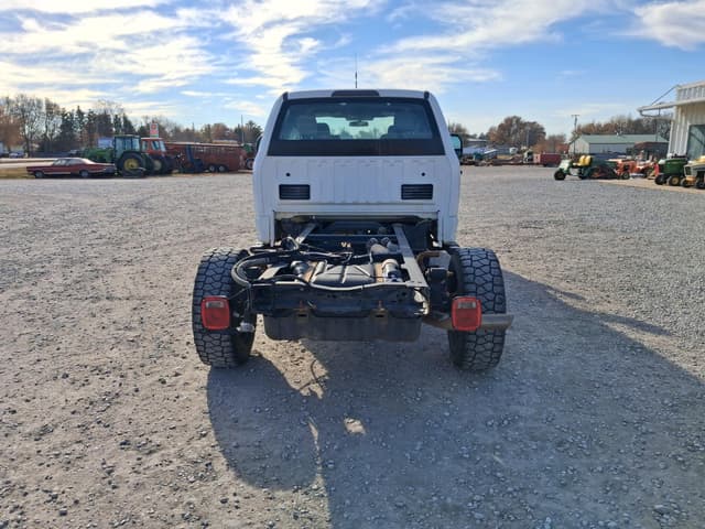 Image of Ford F-350 equipment image 4