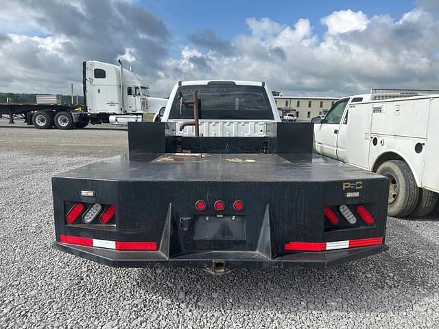 Image of Ford F-350 equipment image 4