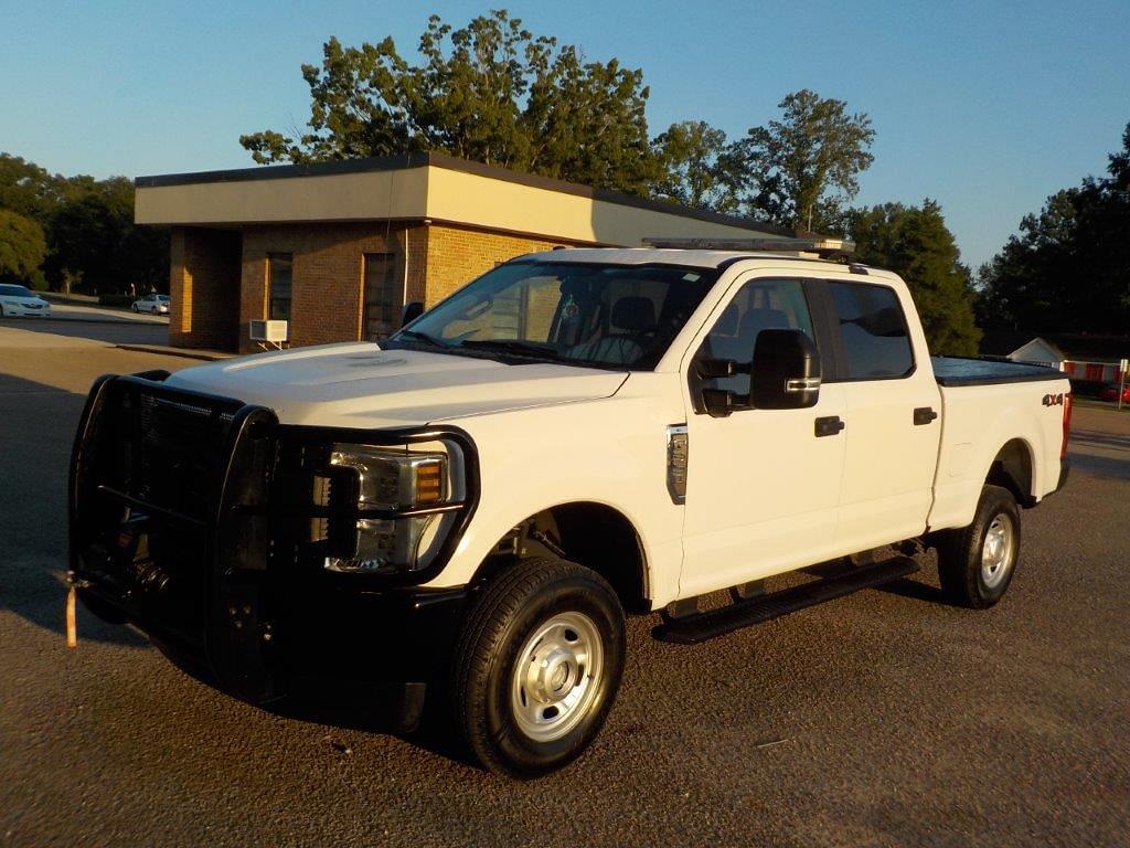 Image of Ford F-350 Primary image