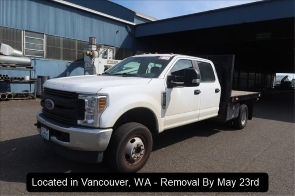 Image of Ford F-350 Primary image