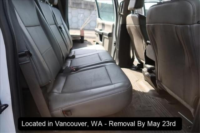Image of Ford F-350 equipment image 4