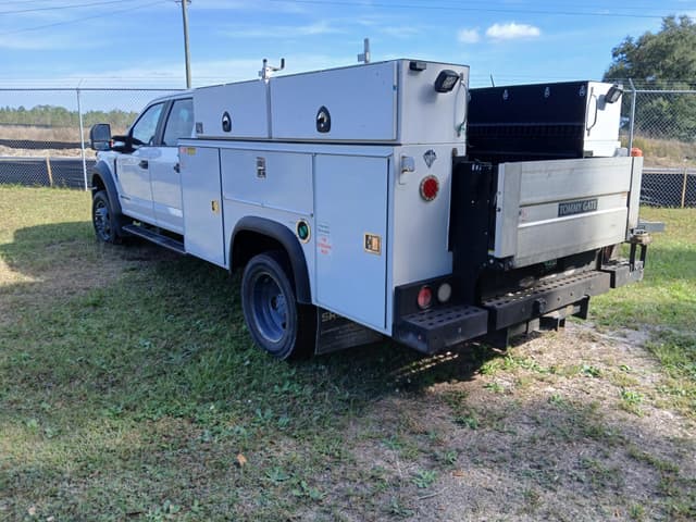 Image of Ford F-450 equipment image 1