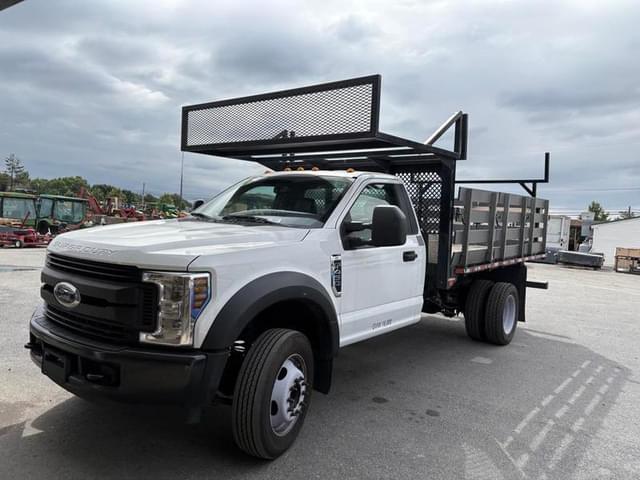 Image of Ford F-450 equipment image 2