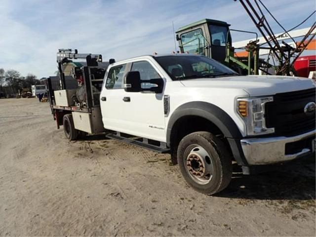 Image of Ford F-450 equipment image 1