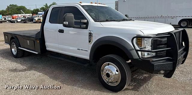 Image of Ford F-450 equipment image 2