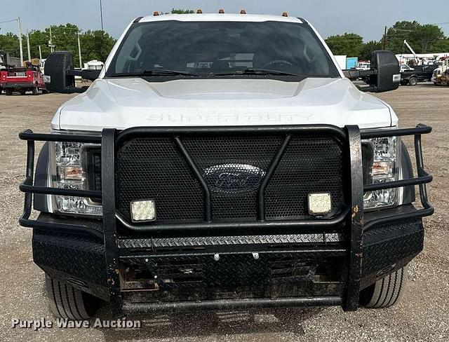 Image of Ford F-450 equipment image 1