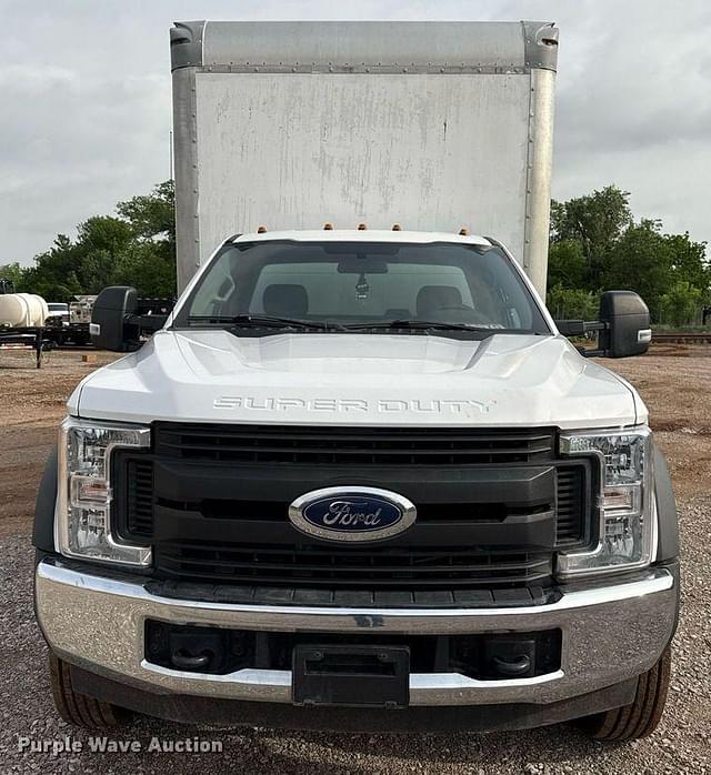 Image of Ford F-450 equipment image 1