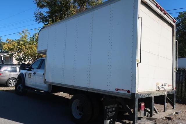 Image of Ford F-450 equipment image 1