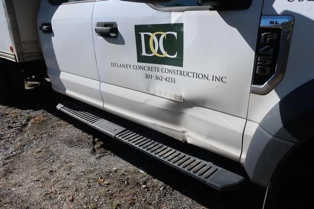 Image of Ford F-450 equipment image 4