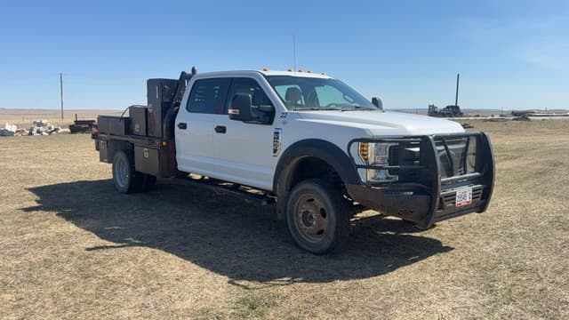 Image of Ford F-450 equipment image 2