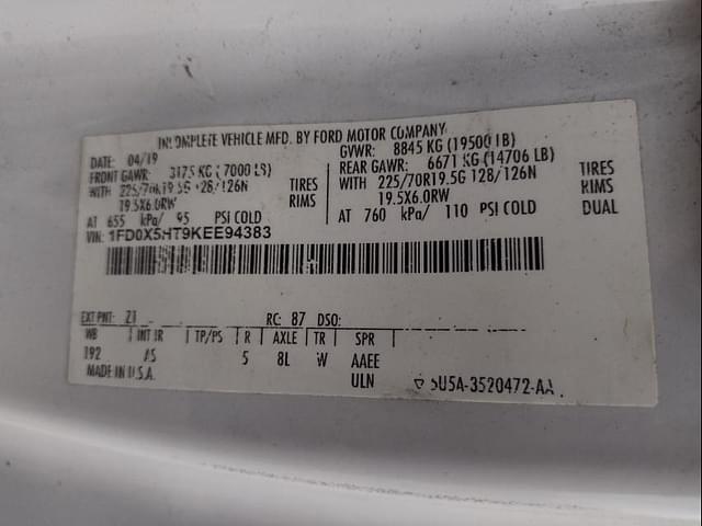 Image of Ford F-550 equipment image 4