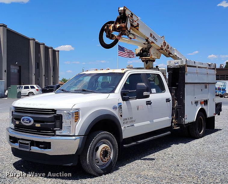 Image of Ford F-550 Primary image