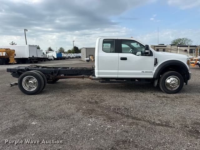 Image of Ford F-550 equipment image 3