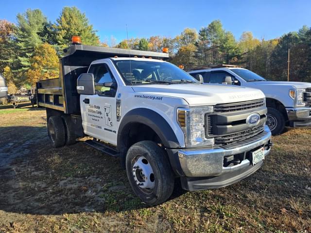 Image of Ford F-550 equipment image 2