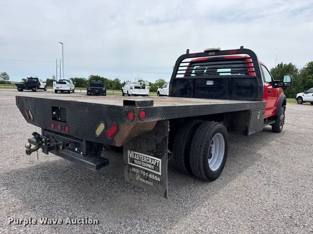 Image of Ford F-550 equipment image 4