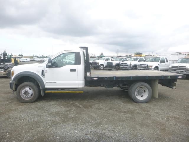 Image of Ford F-550 equipment image 4