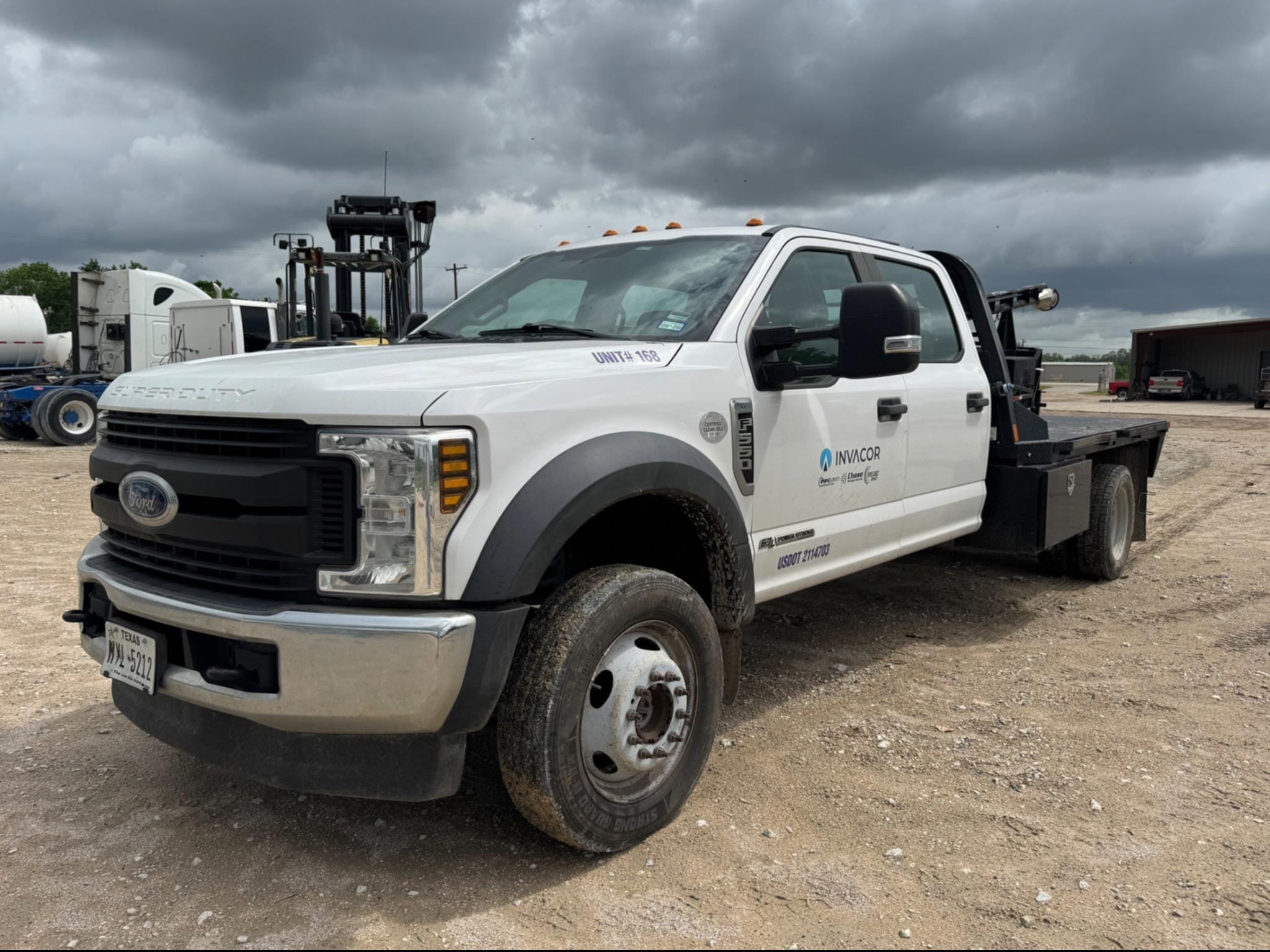 2019 Ford F-550 Equipment Image0