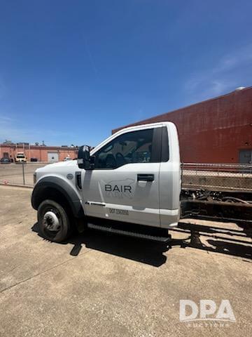 Image of Ford F-550 equipment image 1