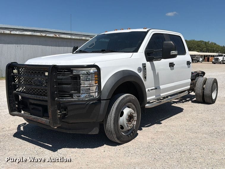 2019 Ford F-550 Equipment Image0
