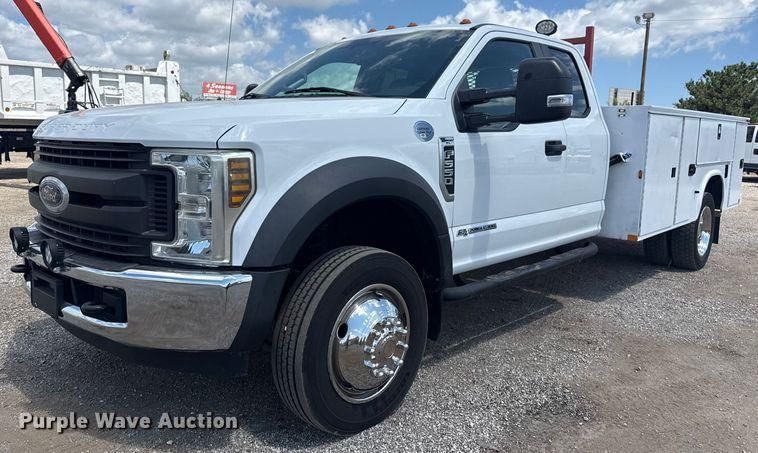 2019 Ford F-550 Equipment Image0