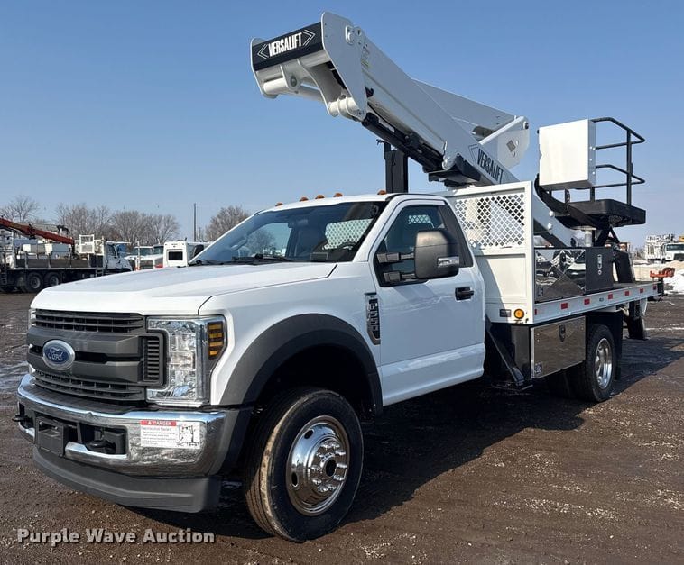 2018 Ford F-550 Equipment Image0