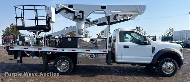 Image of Ford F-550 equipment image 3