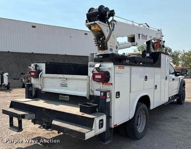 Image of Ford F-550 equipment image 4