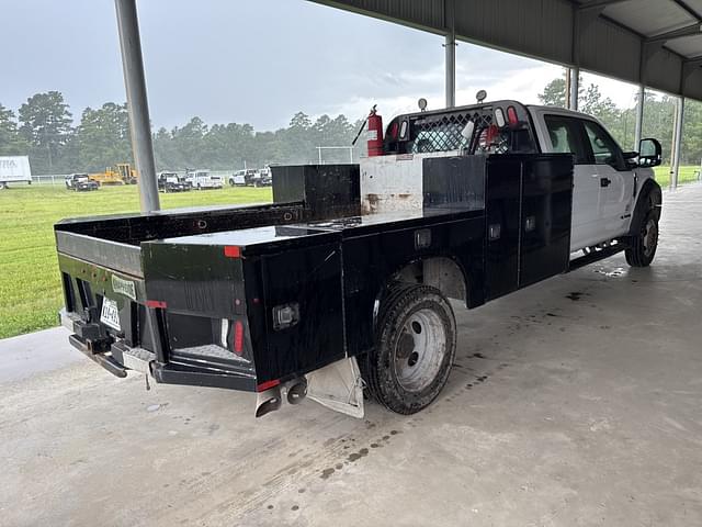 Image of Ford F-550 equipment image 4
