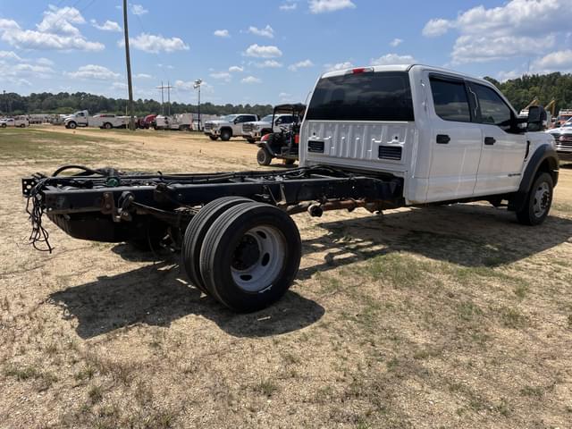 Image of Ford F-550 equipment image 2