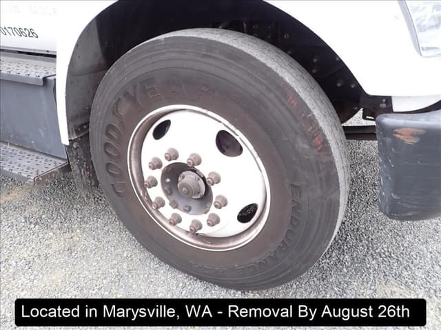 Image of Ford F-650 equipment image 2