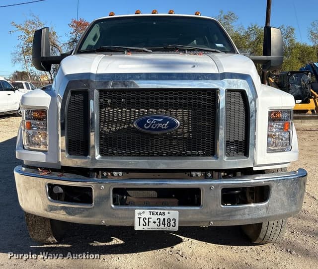 Image of Ford F-650 equipment image 1