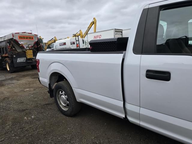 Image of Ford F-150 equipment image 4