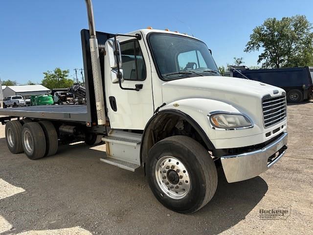 Image of Freightliner Business Class M2 100 equipment image 4