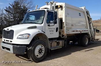 2019 Freightliner Business Class M2 106 Equipment Image0