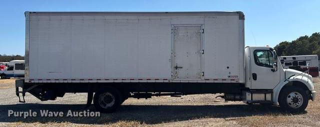 Image of Freightliner Business Class M2 equipment image 3