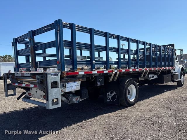 Image of Freightliner Business Class M2 equipment image 4