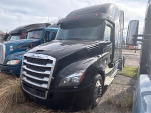 2019 Freightliner Cascadia 113 Image