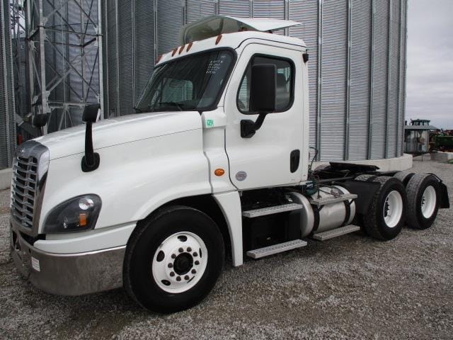 Main image Freightliner Cascadia 125
