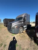 2019 Freightliner Cascadia 126 Image