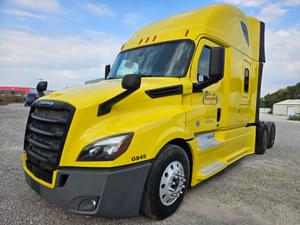 2019 Freightliner Cascadia 126 Image