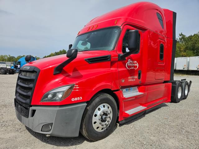 Image of Freightliner Cascadia 126 equipment image 1