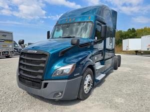2019 Freightliner Cascadia 126 Image