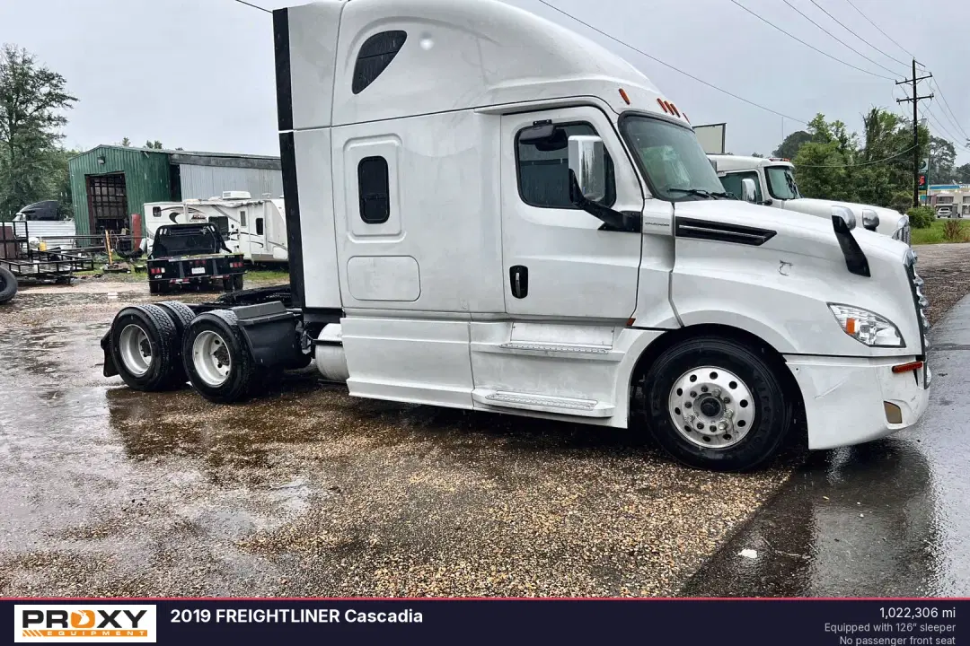 Image of Freightliner Cascadia Primary image