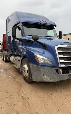 2019 Freightliner Cascadia Image
